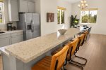 Kitchen & dining area